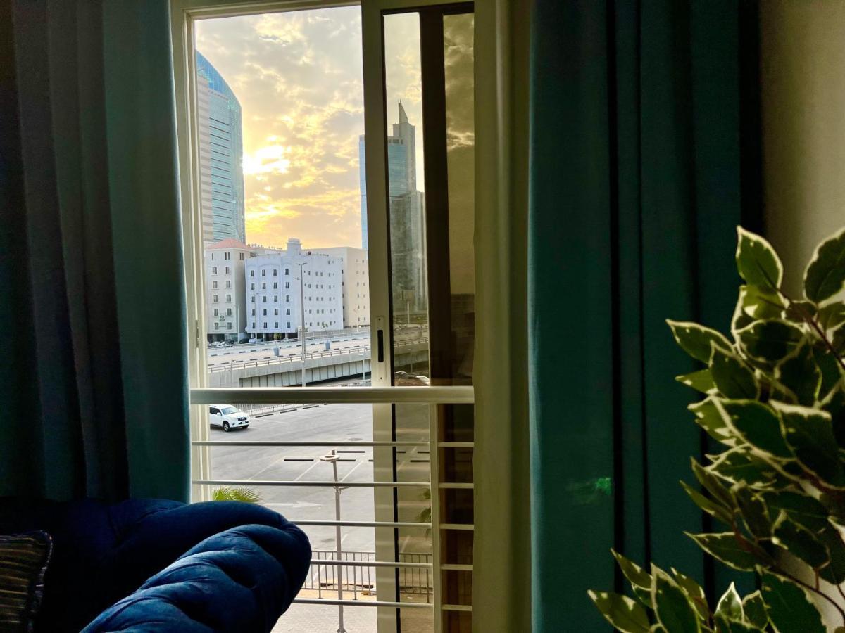 Mandarin Apartment *